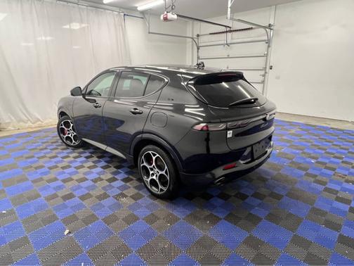 2024 Alfa Romeo Tonale Veloce