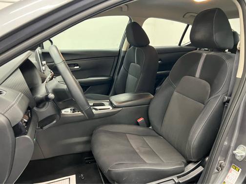 Gun Metallic 2023 Nissan Sentra SV