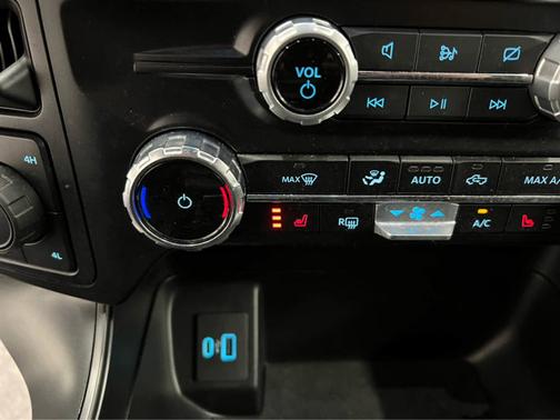 Avalanche Gray 2024 Ford F-150 XLT