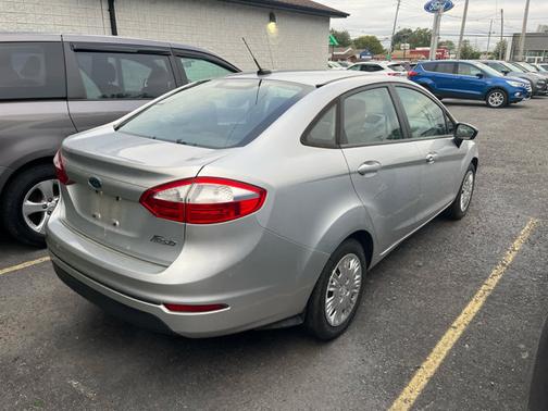 2014 Ford Fiesta S