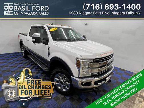 White Platinum Metallic Tri-Coat/Magnetic 2019 Ford F-250 LARIAT 4WD Crew Cab 6.75 Box
