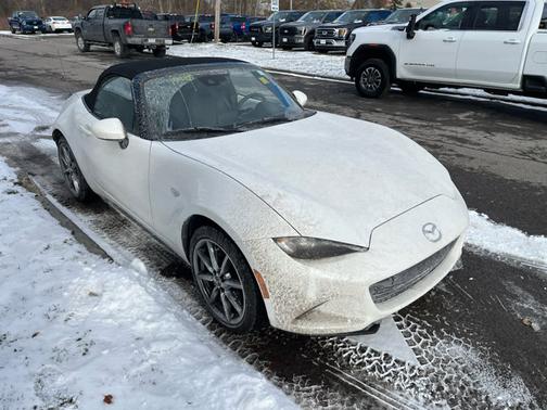 2022 Mazda MX-5 Miata Grand Touring