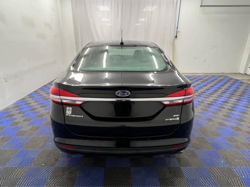 2018 Ford Fusion Hybrid SE