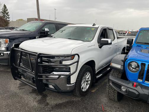 Summit White 2019 Chevrolet Silverado 1500 LT