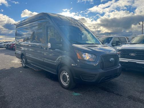 2021 Ford Transit-250 