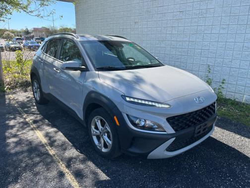 Cyber Silver 2023 Hyundai KONA SEL