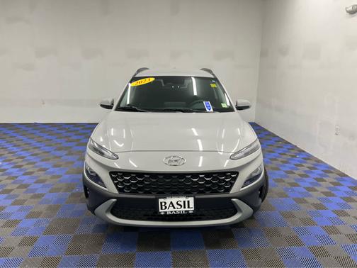 Cyber Silver 2023 Hyundai KONA SEL