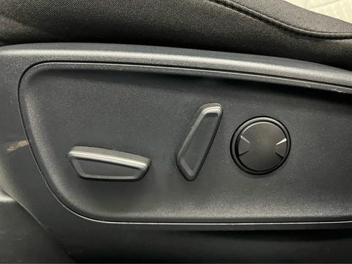 Oxford White 2024 Ford Escape Active
