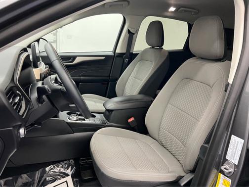 2022 Ford Escape SE Hybrid