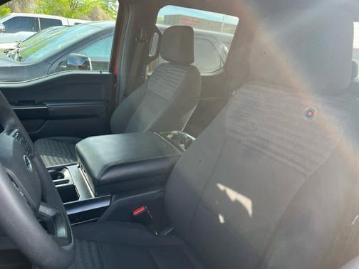 Hot Pepper Red Metallic Tinted Clearcoat 2023 Ford F-150 XL 4WD SuperCrew 5.5 Box