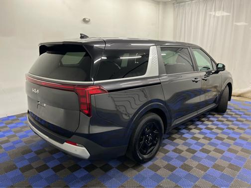 Panthera Metal 2025 Kia Carnival LXS
