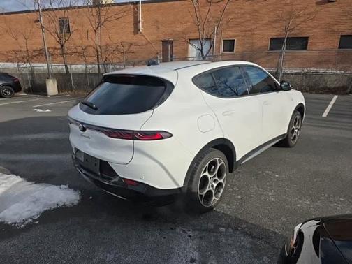 2024 Alfa Romeo Tonale Ti