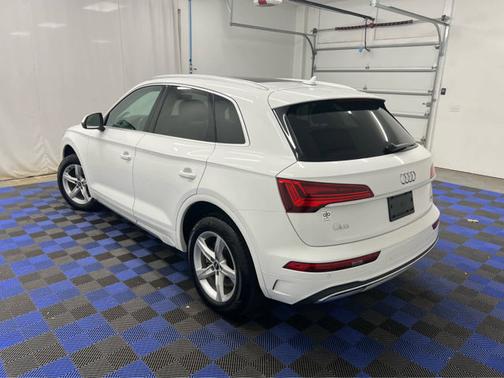 2023 Audi Q5 Premium