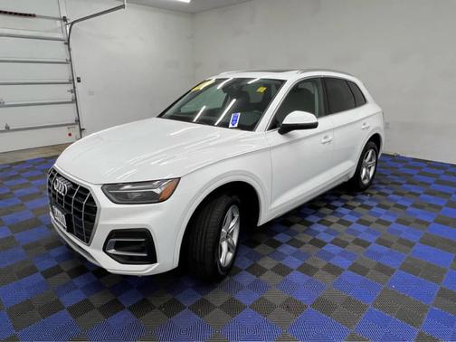 2023 Audi Q5 Premium