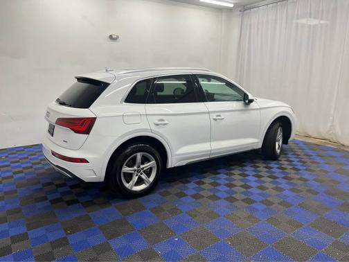 2023 Audi Q5 Premium