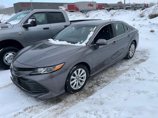 2019 Toyota Camry LE