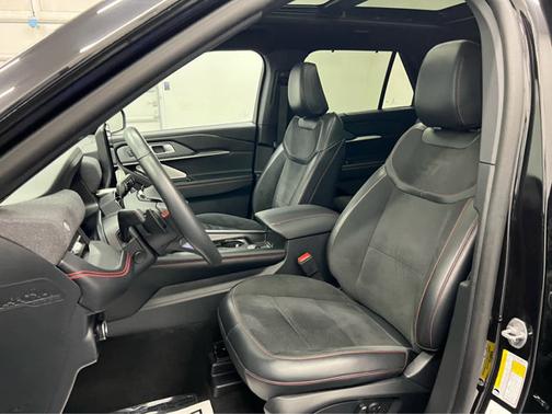 Agate Black Metallic 2025 Ford Explorer ST
