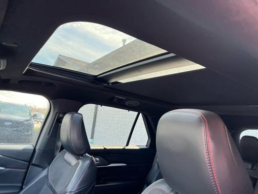 Agate Black Metallic 2025 Ford Explorer ST