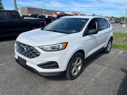 Oxford White 2019 Ford Edge SE