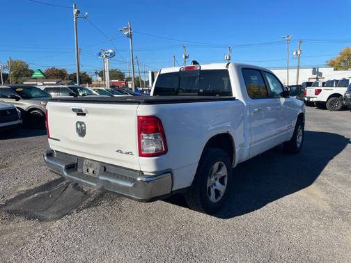 Bright White Clearcoat 2019 RAM 1500 Big Horn