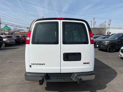 2023 GMC Savana 2500 Work Van