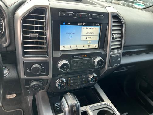 White Platinum Metallic Tri-Coat 2018 Ford F-150 Platinum 4WD SuperCrew 5.5 Box