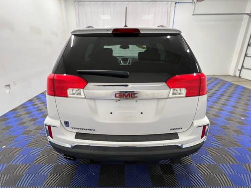 2016 GMC Terrain SLE-2