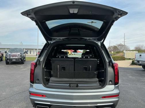Argent Silver Metallic 2024 Cadillac XT6 AWD Luxury