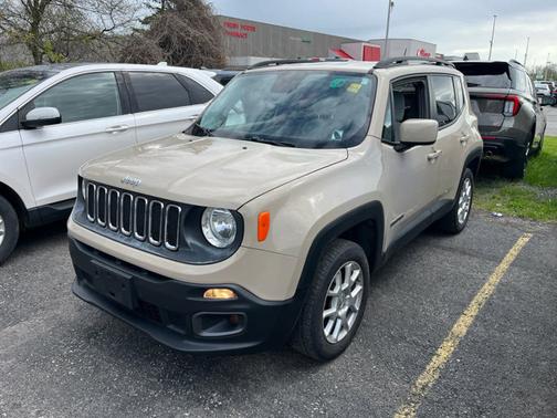 Mojave Sand 2016 Jeep Renegade Latitude