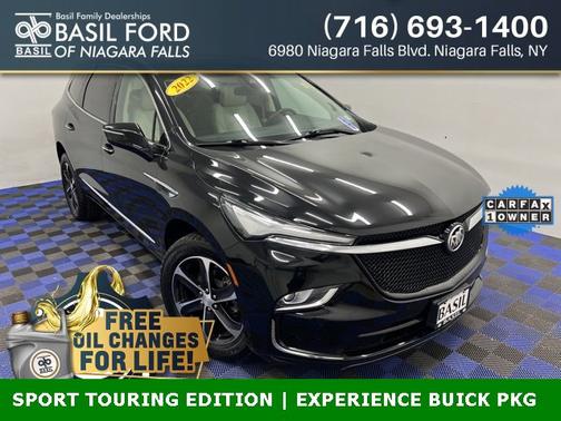 2022 Buick Enclave Essence