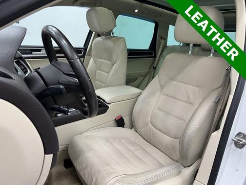 2016 Volkswagen Touareg Lux