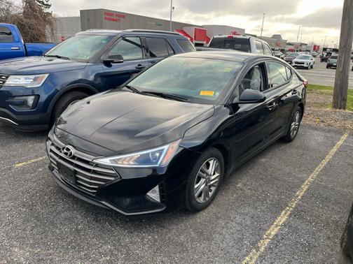 Phantom Black 2020 Hyundai ELANTRA SEL