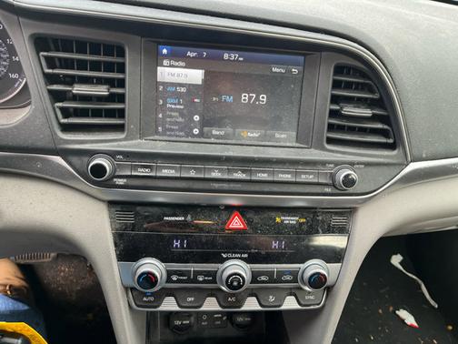 Phantom Black 2020 Hyundai ELANTRA SEL