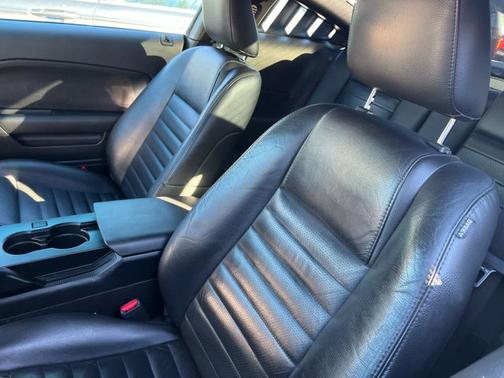 2008 Ford Mustang GT Deluxe