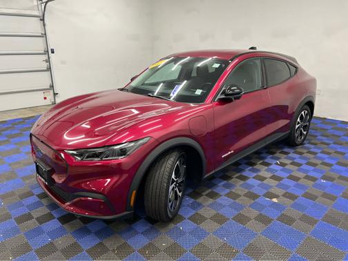 2025 Ford Mustang Mach-E Select