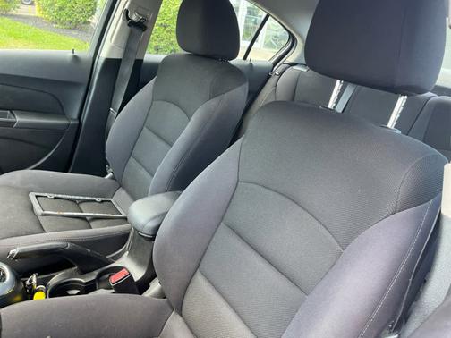 2012 Chevrolet Cruze LT w/1LT