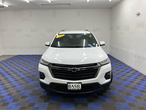 Summit White 2023 Chevrolet Traverse LS