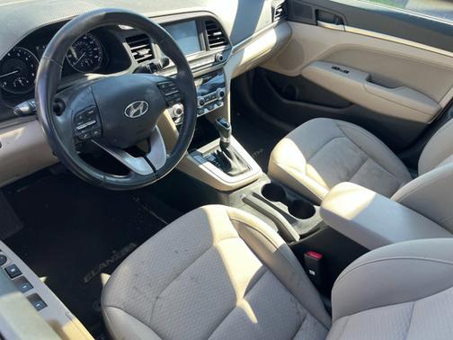Scarlet Red Pearl 2020 Hyundai ELANTRA Value Edition