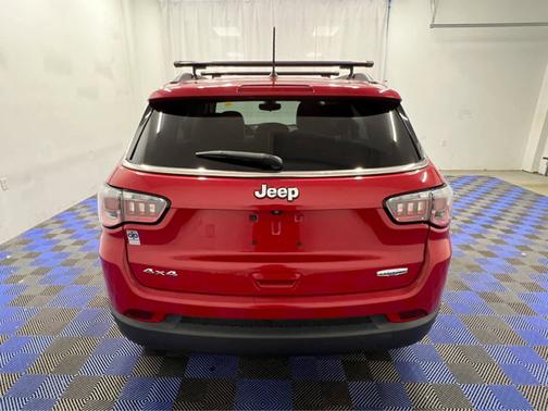 Redline Pearlcoat 2018 Jeep Compass Latitude
