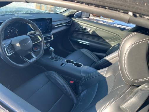 2025 Ford Mustang EcoBoost Premium