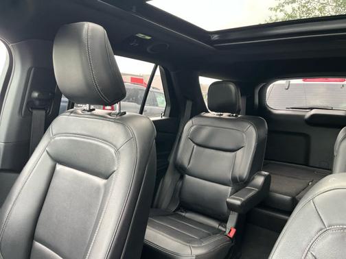 Magnetic Metallic 2020 Ford Explorer XLT