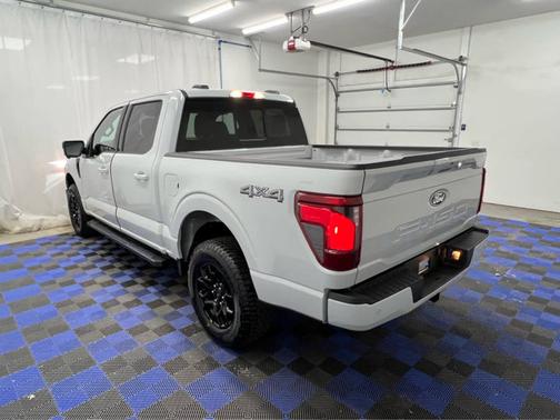 Avalanche 2026 Ford F-150 XLT