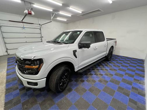 Avalanche 2026 Ford F-150 XLT