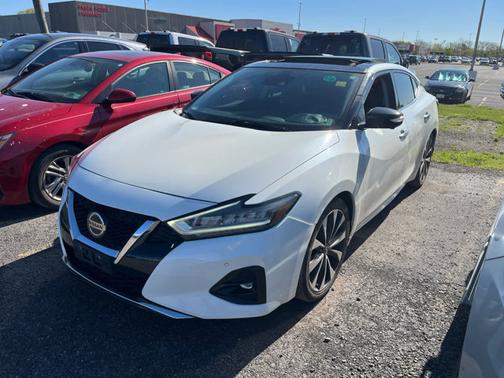 Pearl White Tricoat 2019 Nissan Maxima Platinum
