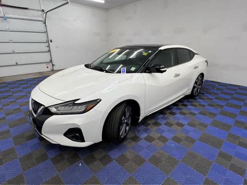 Pearl White Tricoat 2019 Nissan Maxima Platinum