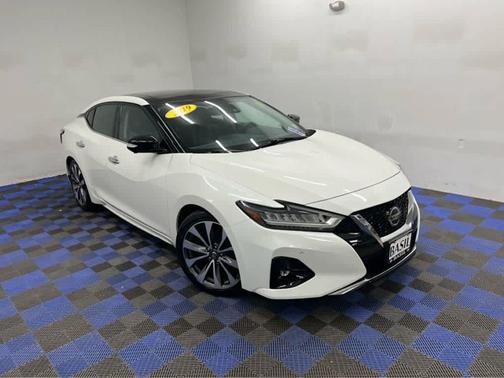 Pearl White Tricoat 2019 Nissan Maxima Platinum