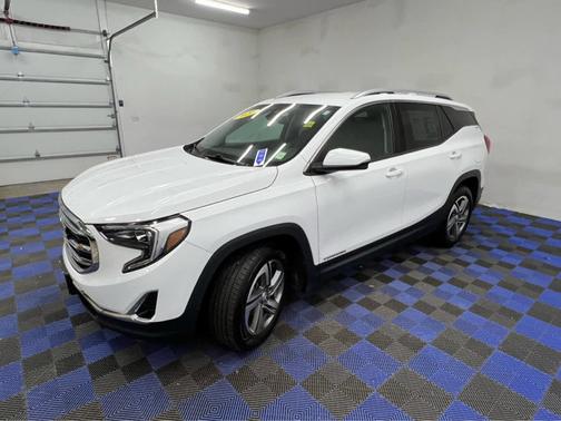 Summit White 2020 GMC Terrain SLT