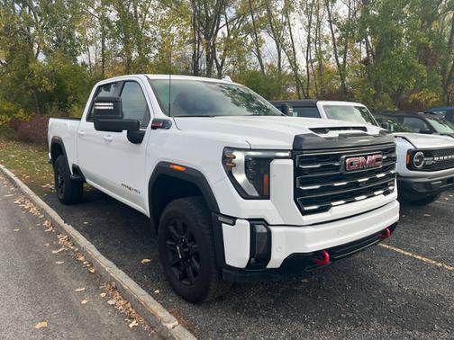 2024 GMC Sierra 2500 AT4