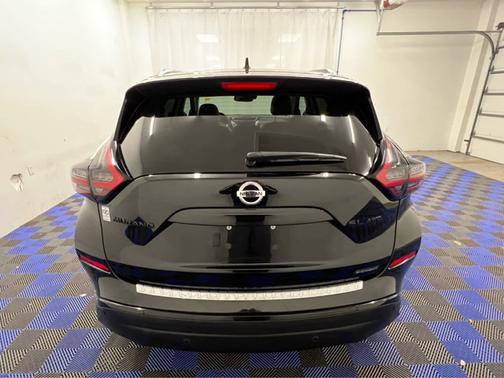 2022 Nissan Murano SL
