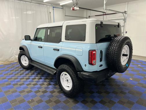 2025 Ford Bronco Heritage Edition